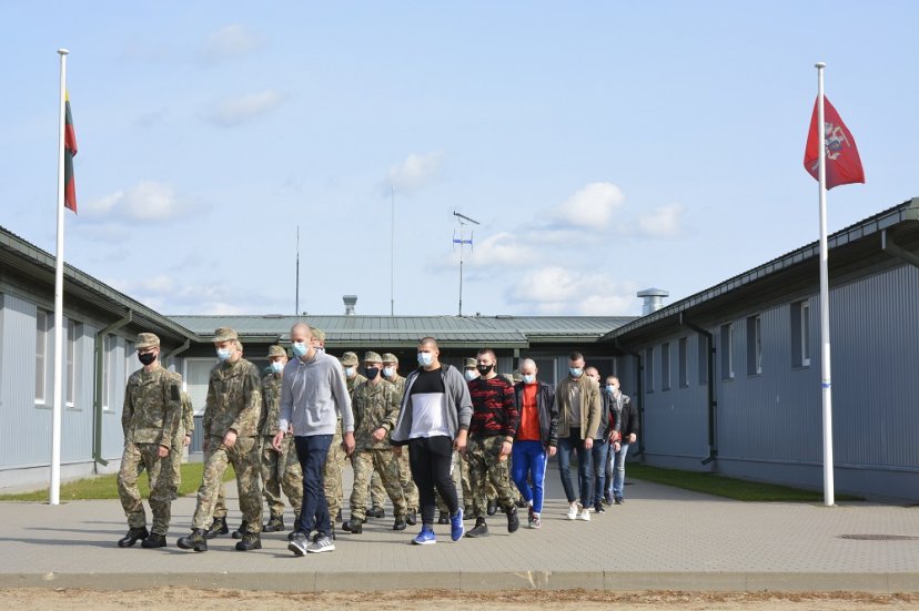 Generolo Adolfo Ramanausko kovinio rengimo centre tarnybą pradėjo 7-oji NPPKT karių laida