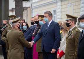 Generolas majoras Gintautas Zenkevičius iškilmingos ceremonijos metu išleistas į atsargą - 1