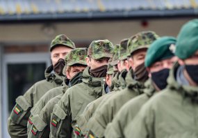 Karaliaus Mindaugo husarų batalione padėkota aktyviojo rezervo kariams ir pristatytas naujas vyr.... - 6