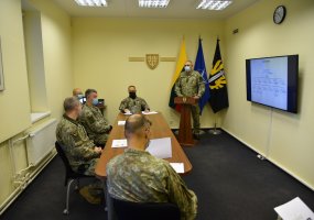 Kariuomenės vadas lankėsi Logistikos valdybos štabe - 2