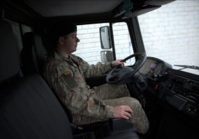 Papildytas Lietuvos kariuomenės automobilių parkas – į tarnybą išvažiuoja beveik 150 sunkvežimių... - 6