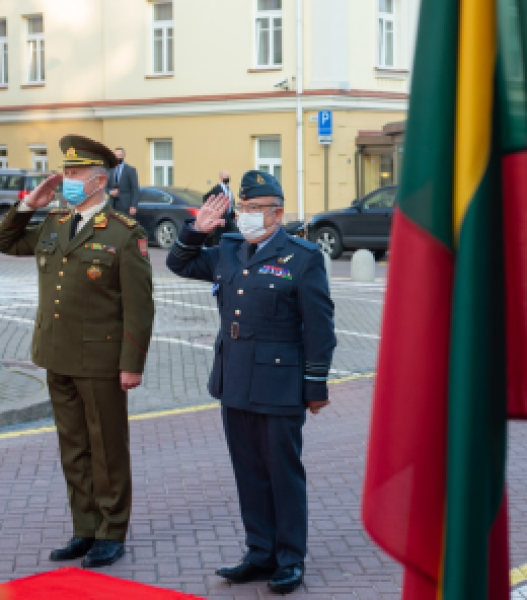 NATO karinio komiteto pirmininkas: „Mes esame stipresni ir saugesni ten, kur…