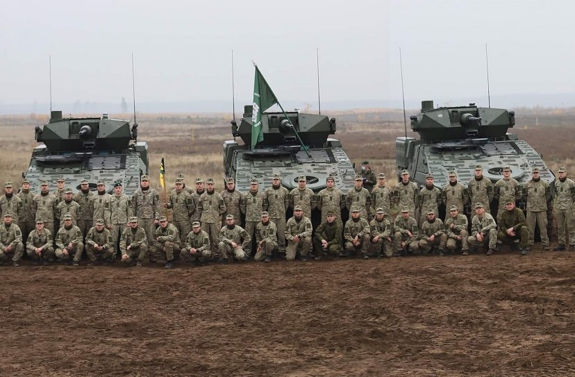 Sėkmingai kvalifikuotos pirmosios PKM „Vilkas“ įgulos – manevringiau, staigiau, agresyviau