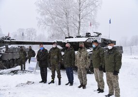 Krašto apsaugos ministras lankėsi NATO priešakinių pajėgų kovinėje grupėje  - 6