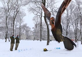 30 gėlių vainikų skirta žuvusiems už mūsų tautos laisvę - 5