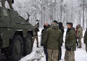 Krašto apsaugos ministras lankėsi NATO priešakinių pajėgų kovinėje grupėje  - 5