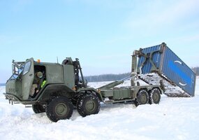 Sunkvežimio SISU vairavimas žiemą - 3