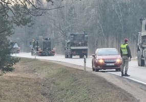 Vaidoto bataliono kariai treniruojasi Latvijoje vykstančiose pratybose  - 3