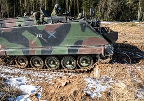 Inžinerijos batalione – šarvuoto transporterio M113 vairuotojų mokymai - 4