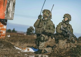 Baigėsi dvi savaites Latvijoje trukusios tarptautinės karinės pratybos „Krištolinė strėlė 2021“ - 1