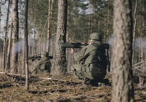 JAV Lietuvos kariuomenei perdavė prieštankinių ginklų M72 LAW - 5