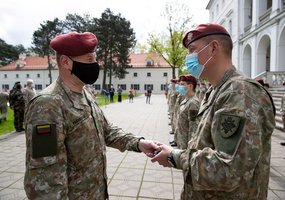 Pagerbti iš misijos Malyje sugrįžę kariai - 2