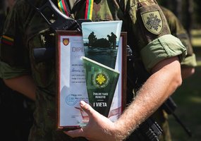 „Žvalgo tako“ varžybas laimėjo Žemaičių apygardos kariai savanoriai - 4