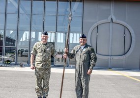 Keičiasi Karinių oro pajėgų Aviacijos bazės vyriausiasis puskarininkis - 1