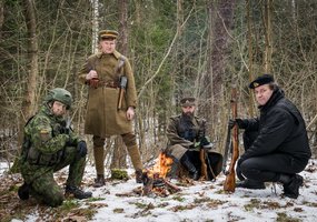 Jiezne bus atidengtas paminklas trims savanorių kartoms - 1