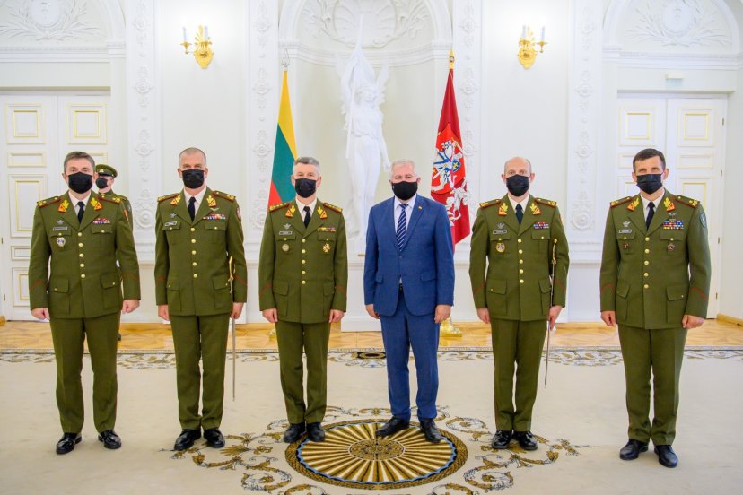 Lietuvos kariuomenėje – du nauji generolai