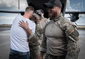 Į Lietuvą saugiai grįžo civilių evakuacinę operaciją Afganistane įvykdžiusi asmenų grupė - 4