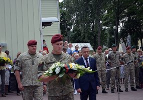 Pradedamos minėti kario savanorio A.Sakalausko 30-osios žūties metinės - 1