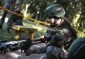 31-ąsias Savanorių sporto žaidynes laimėjo Didžiosios Kovos apygardos 8-osios rinktinės kariai - 6