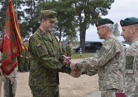 Gen. A. Ramanausko kovinio rengimo centre karinius įgūdžius atnaujino kuopa rezervo karių - 3
