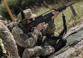 Dragūnų bataliono kariai įveikė pirmąjį karinio rengimo etapą - 7