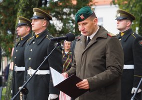 Kretingoje atidarytas Jono Karolio Chodkevičiaus kenotafas ir suteiktas naujas vardas... - 14