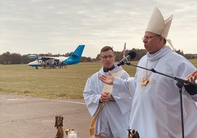 Specialiųjų operacijų pajėgų kariai minėjo savo globėjo dieną: pajėgų vėliava išskleista šuolio... - 6