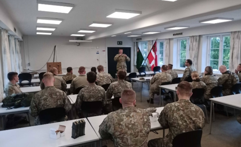 Kariai savanoriai tobulino įgūdžius pratybose Danijoje