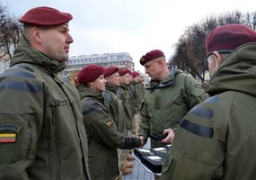 Dainava Military District members decorated for multinational deployment to Mali - 2