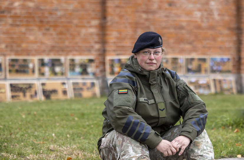 Įspūdingą Lietuvos kariuomenės skiriamųjų ženklų kolekciją sukaupusi gr. Ema Račkutė:...