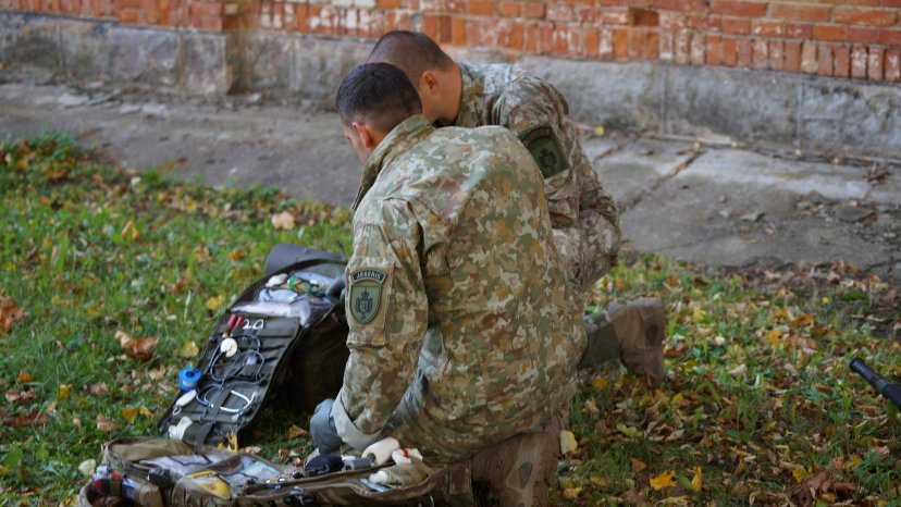 Specialiųjų operacijų pajėgų karių įgūdžiai padėjo išgelbėti statybvietėje dirbusio žmogaus gyvybę