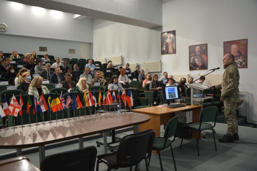 Mokymo ir doktrinų valdyba gilinosi į hibridinius rengimo modelius