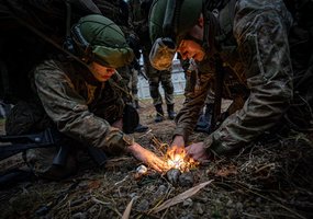 „Inžinieriaus take“ išlietas prakaitas atsipirko su kaupu: jaunųjų karo inžinierių galvas papuošė... - 3