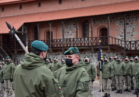 Logistikos valdybos kariai Lietuvos kariuomenės dieną paminėjo Trakų pilyje - 1