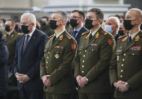 Lietuvos kariuomenės vadas: Pastarieji įvykiai Lietuvoje ir pasaulyje parodė, kad riba tarp karo... - 1