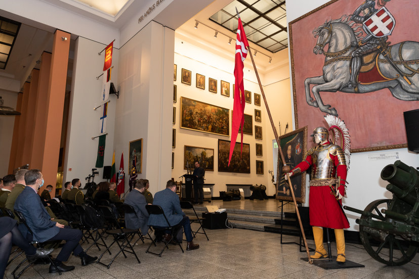 Kaune surengta karo istorijos konferencija, skirta Lietuvos Didžiųjų etmonų laikams   
