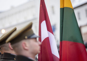 Lietuvos ir Latvijos kariuomenių vadai aptarė karinį bendradarbiavimą - 1