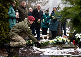 Pagerbti partizanai Jonas Misiūnas - Žalias Velnias ir  Benediktas Trakimas - Genelis - 2