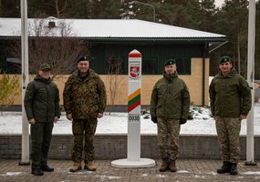 Lietuvos ir Latvijos kariuomenių vadai aptarė karinį bendradarbiavimą - 3