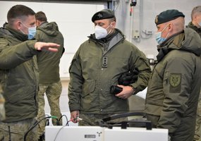 Pristatyta papildoma lazerinė mūšio sistema "Miles", skirta pėstininkų kovos mašinoms... - 5