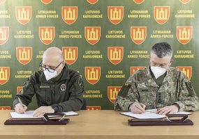 Lietuvos kariuomenė patvirtino bendradarbiavimo planus su valstybės institucijomis - 1