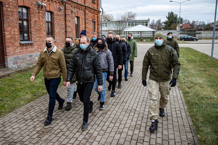 Mokymų ciklą pradeda Lietuvos kariuomenės rezervo kariai