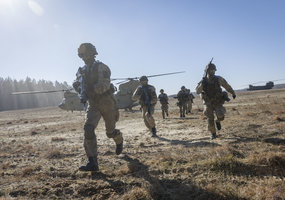 Pratybose Kazlų Rūdoje – bendra Lietuvos, JAV ir Jungtinės Karalystės karių operacija - 1