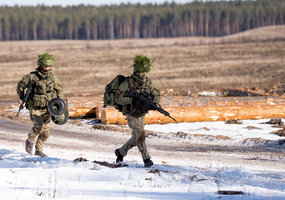 Pratybose „Medžiotojas“ Sausumos pajėgų kariai treniravosi naikinti tankus (fotogalerija) - 4
