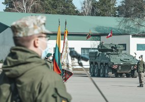 Lietuvai Mokomajame pulke prisiekė jaunieji kariai - 1