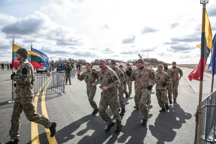 Pagarbos bėgimu Runway Run 2022 pažymėtas Lietuvos įstojimas į NATO