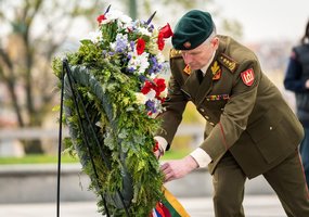 Lietuvos ir Čekijos kariuomenių vadai sutarė bendradarbiauti elektroninės kovos, komunikacijos ir... - 1