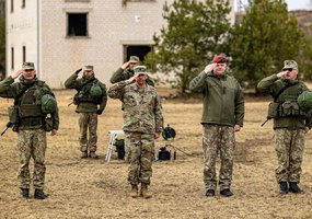 Prasidėjo tarptautinės karo inžinierių pratybos „Inžinierių griausmas 2022“  - 2