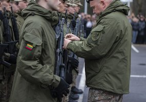 Kretingoje prisiekė Dragūnų bataliono jaunieji kariai  - 6