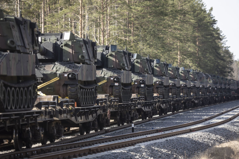 U.S. Paladin reinforcement arrives in Lithuania